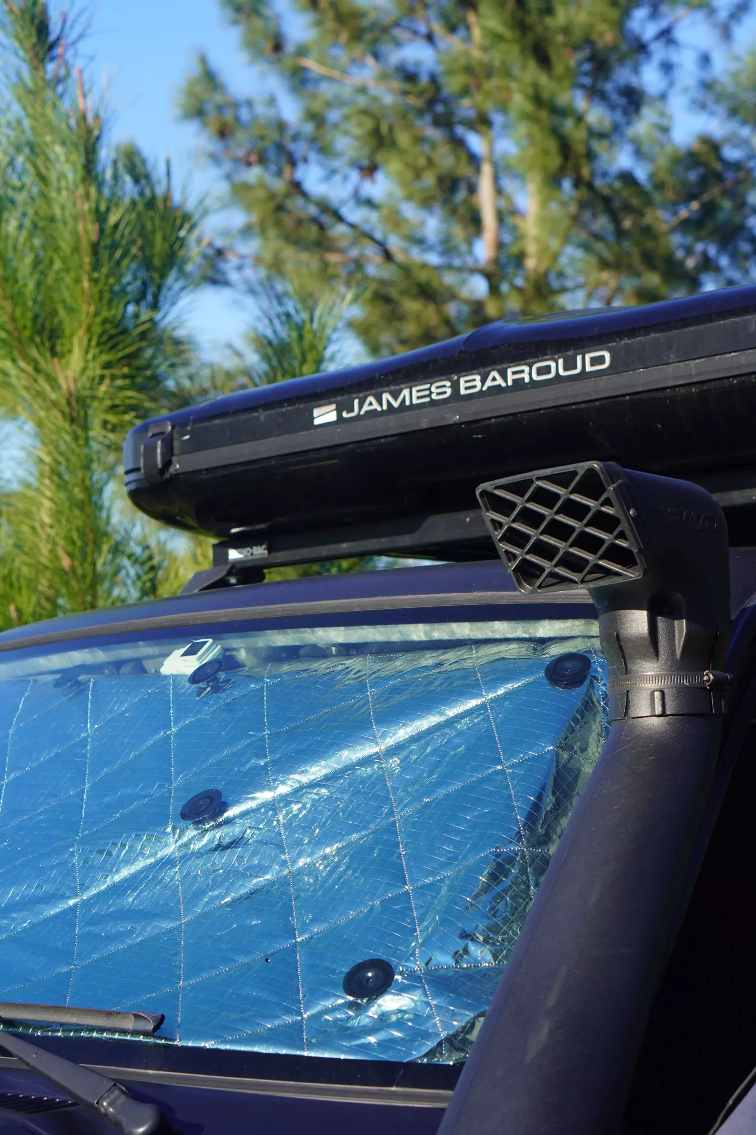 James Baroud Window Insulation Kit installed in a vehicle, optimizing temperature control