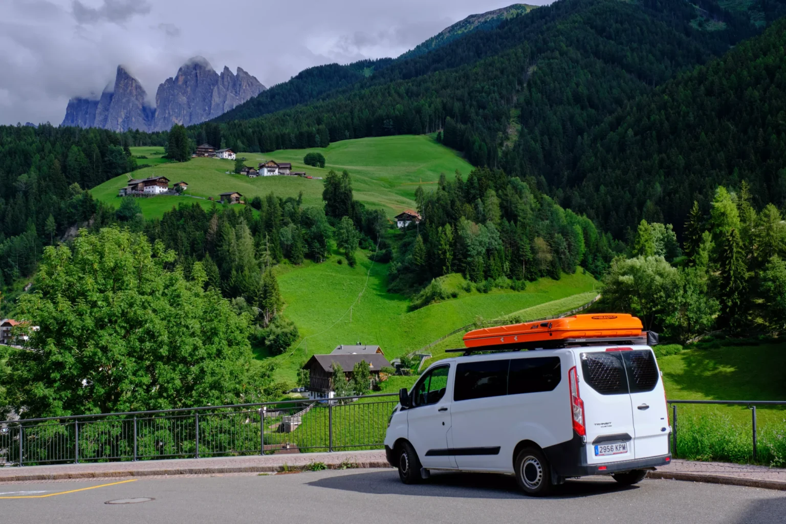 James Baroud Evasion in orange
