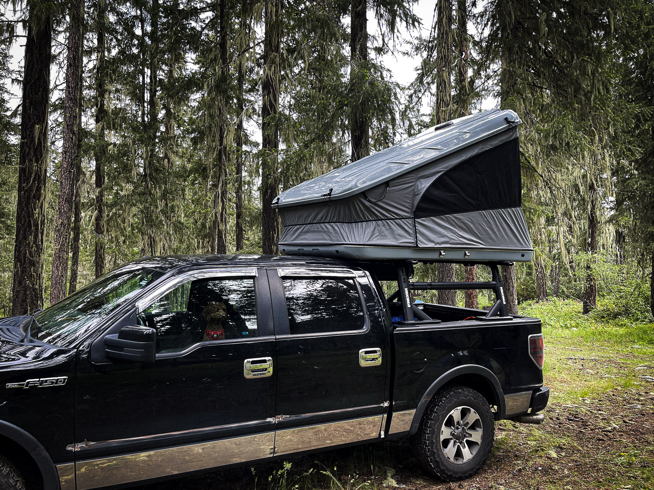James Baroud Space XL tent installed on Deran Garabedian's car bed rack